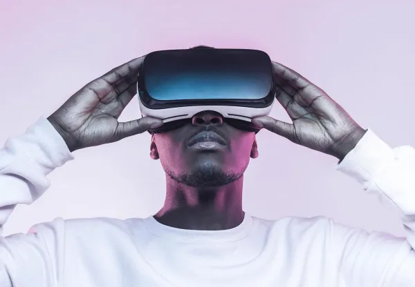 Des pages immersives : vidéo, parallaxe et bannières pleine largeur
